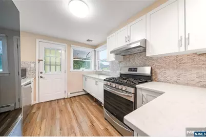 202 Henmarken Drive, Northvale, NJ 07647 - Photo 11