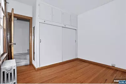5-10 Hartley Place, Fair Lawn, NJ 07410 - Photo 17