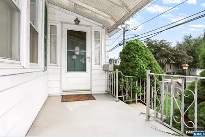 5-10 Hartley Place, Fair Lawn, NJ 07410 - Photo 3