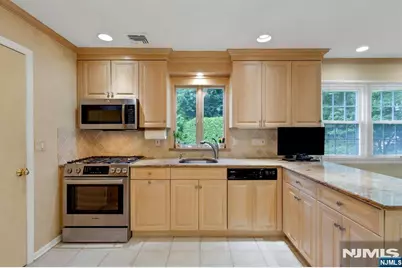 56 O Shaughnessy Lane, Closter, NJ 07624 - Photo 21