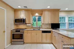56 O Shaughnessy Ln, Closter, NJ 07624 - Photo 21