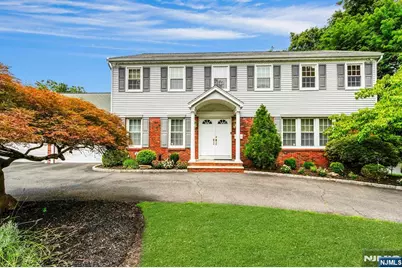 56 O Shaughnessy Lane, Closter, NJ 07624 - Photo 5