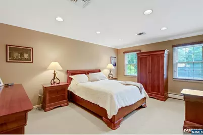 56 O Shaughnessy Lane, Closter, NJ 07624 - Photo 33