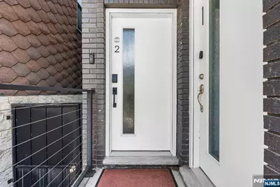36 Lincoln Street 2 #2, Jersey City, NJ 07307 - Photo 3