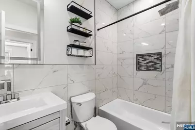 36 Lincoln Street 2 #2, Jersey City, NJ 07307 - Photo 13