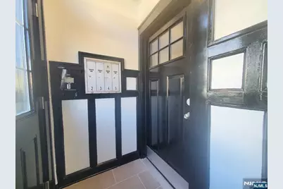 160 Stuyvesant Avenue 5 #5, Kearny, NJ 07032 - Photo 3