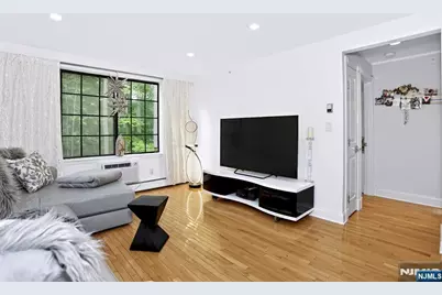 1519 Faulkner Court 1519 #1519, Mahwah, NJ 07430 - Photo 13
