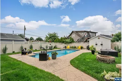 57 Memorial Place, Elmwood Park, NJ 07407 - Photo 29
