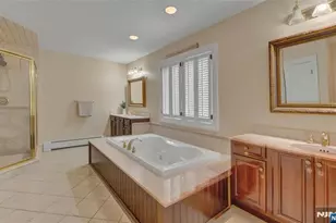 501 Clinton Ave, Wyckoff Township, NJ 07481 - Photo 17