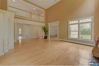 501 Clinton Avenue, Wyckoff Township, NJ 07481 - Photo 13