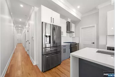 3305 Pleasant Avenue 2 #2, Union City, NJ 07087 - Photo 9
