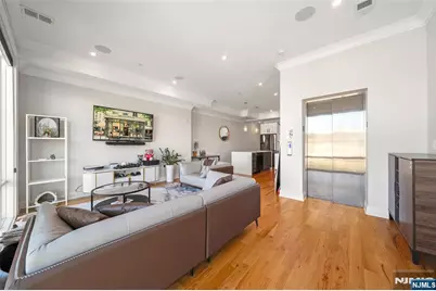 3305 Pleasant Avenue 2 #2, Union City, NJ 07087 - Photo 1