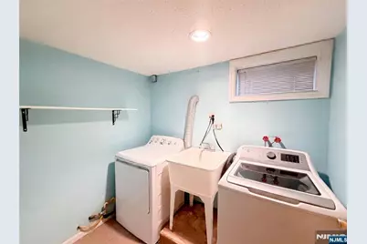 35 Dapp Court, Elmwood Park, NJ 07407 - Photo 19
