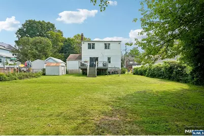560 Glenwood Avenue, Teaneck Township, NJ 07666 - Photo 31