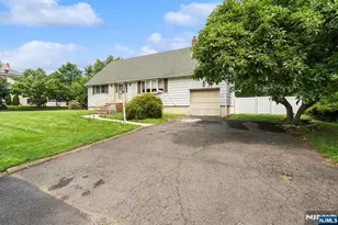 802 Martin Ave, Oradell, NJ 07649 - Photo 3