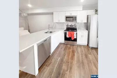 155 Mount Prospect Avenue, Newark, NJ 07104 - Photo 5
