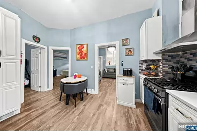 1425 48th Street, North Bergen, NJ 07047 - Photo 7