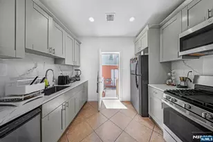 1425 48th St, North Bergen, NJ 07047 - Photo 21