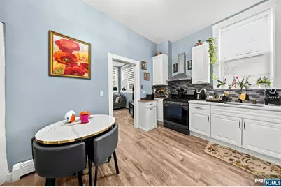 1425 48th Street, North Bergen, NJ 07047 - Photo 9