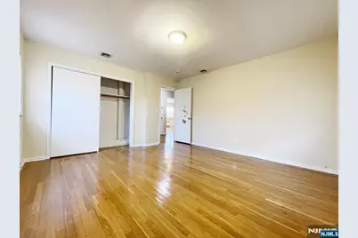 218 11th Street 2nd Floor #2nd Floor, Palisades Park, NJ 07650 - Photo 13