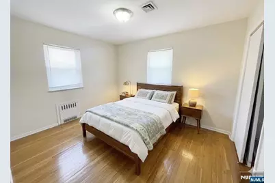 218 11th Street 2nd Floor #2nd Floor, Palisades Park, NJ 07650 - Photo 17
