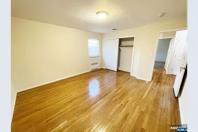 218 11th Street 2nd Floor #2nd Floor, Palisades Park, NJ 07650 - Photo 11