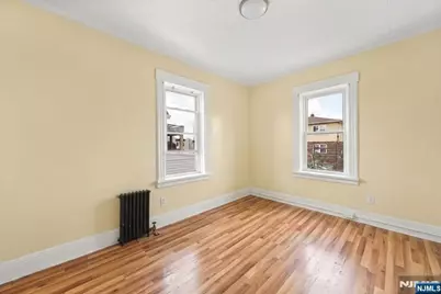 23 Farnham Avenue 2 #2, Garfield, NJ 07026 - Photo 5