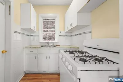 23 Farnham Avenue 2 #2, Garfield, NJ 07026 - Photo 3