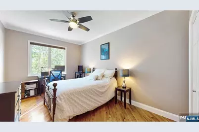 523 Monroe Street 2 #2, Hoboken, NJ 07030 - Photo 17