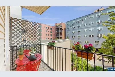 523 Monroe Street 2 #2, Hoboken, NJ 07030 - Photo 15