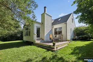 16-03 Radburn Rd, Fair Lawn, NJ 07410 - Photo 29