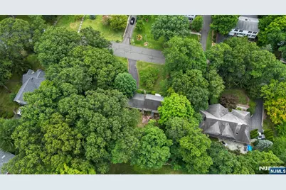 783 Sunset Terrace, Franklin Lakes, NJ 07417 - Photo 5