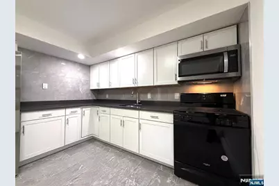 311 Marvin Avenue 2 #2, Hackensack, NJ 07601 - Photo 7