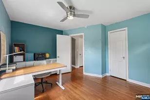 1050 Evergreen Ct, New Milford, NJ 07646 - Photo 9