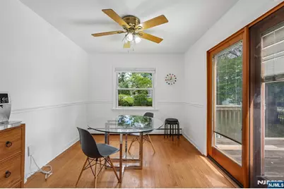 1050 Evergreen Court, New Milford, NJ 07646 - Photo 5