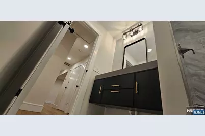 2 3rd Street 2 #2, Elmwood Park, NJ 07407 - Photo 27