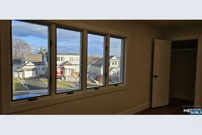 2 3rd Street 2 #2, Elmwood Park, NJ 07407 - Photo 3