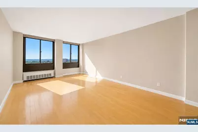 200 Winston Drive 2002 #2002, Cliffside Park, NJ 07010 - Photo 17
