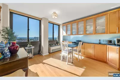 200 Winston Drive 2002 #2002, Cliffside Park, NJ 07010 - Photo 13