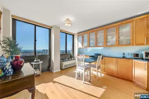 200 Winston Dr 2002, Cliffside Park, NJ 07010 - Photo 13