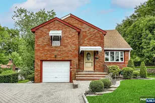 105 Arnot Pl, Paramus, NJ 07652 - Photo 1