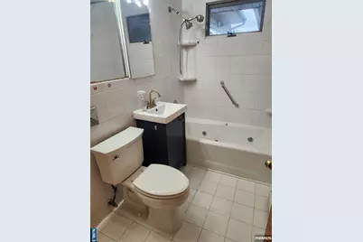 150 Thomas Drive, Paramus, NJ 07652 - Photo 13