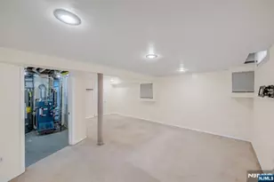 255 Windsor Rd, Wood Ridge, NJ 07075 - Photo 29