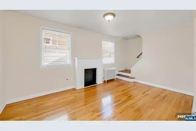 255 Windsor Road, Wood Ridge, NJ 07075 - Photo 7