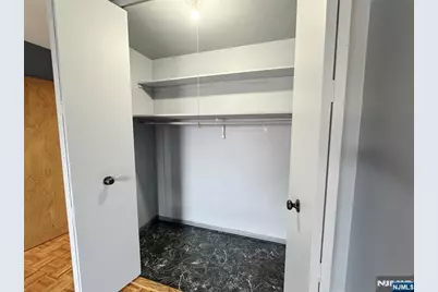 2185 Lemoine 8M #8M, Fort Lee, NJ 07024 - Photo 43