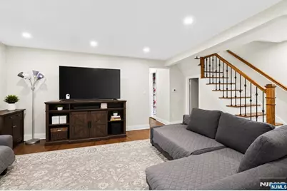 56 Bergen Avenue, Bergenfield, NJ 07621 - Photo 5