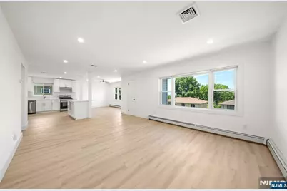 432 Oak Street, Ridgefield, NJ 07657 - Photo 5