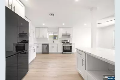 432 Oak Street, Ridgefield, NJ 07657 - Photo 9