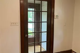 325 Bogert Ave, Ridgewood, NJ 07450 - Photo 3