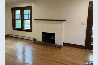 325 Bogert Avenue, Ridgewood, NJ 07450 - Photo 5